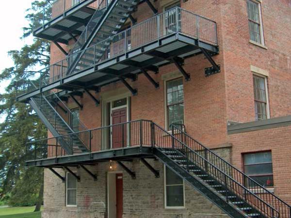 fire_escape_stairs_and_railings.jpg